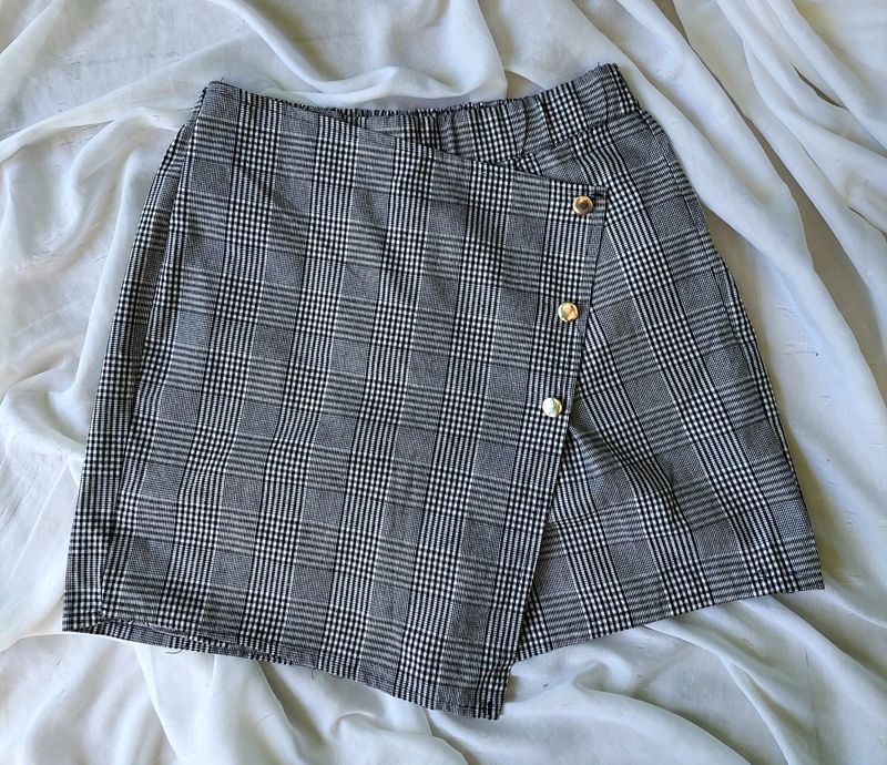 Checkered Skorts.