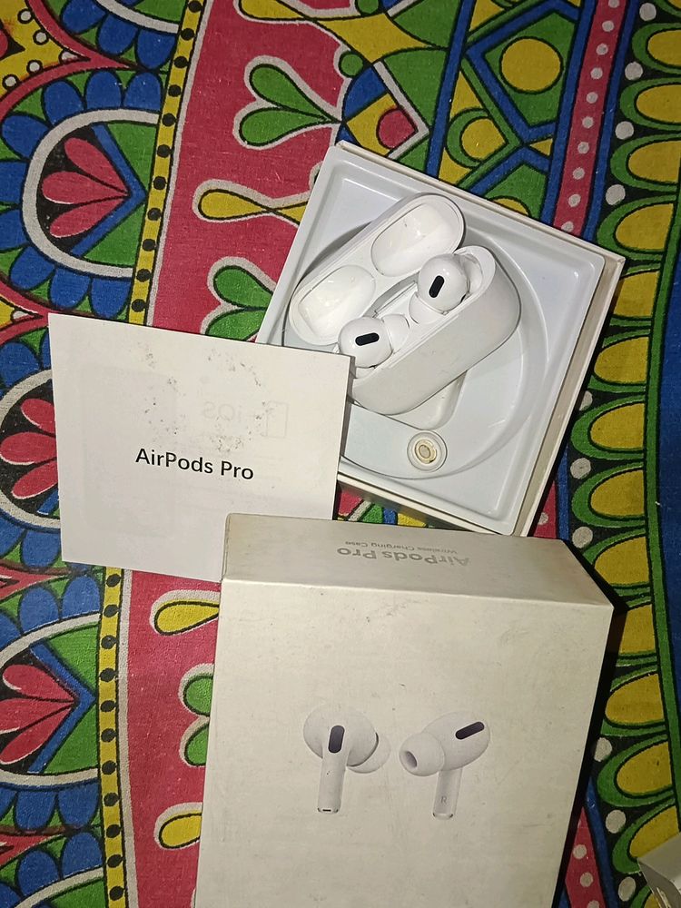 Airpods Pro Wireless Charging Case