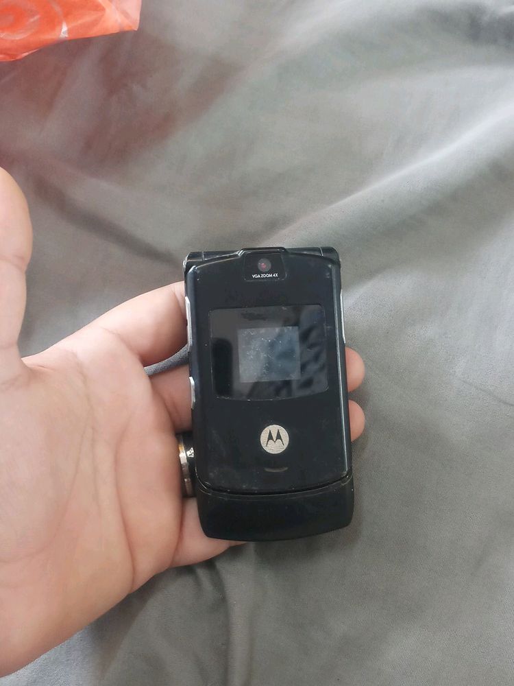 Motorola Razor Flip Phone