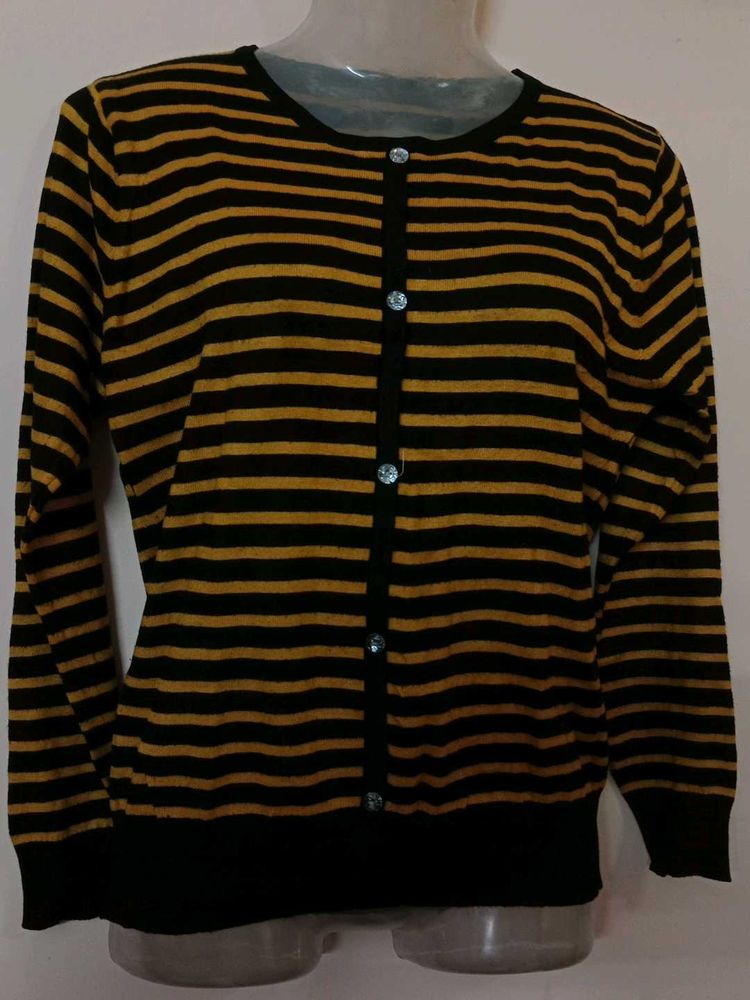 Cardigan Style Wool Suiter Semi Winter Size 36/38