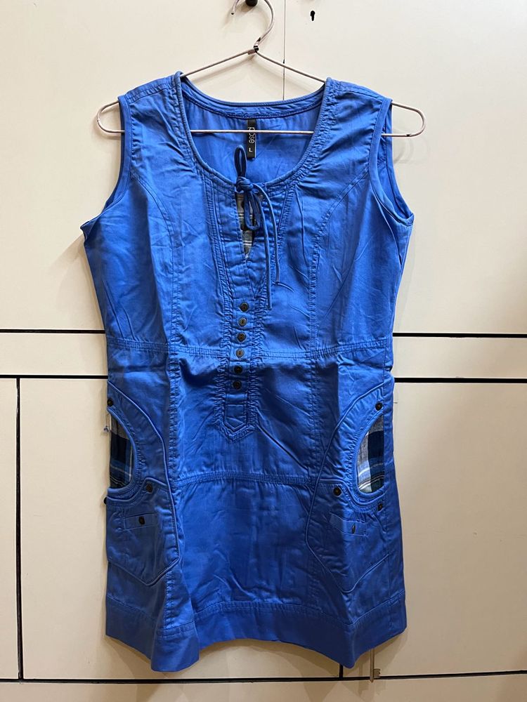 Blue Sleeveless Top