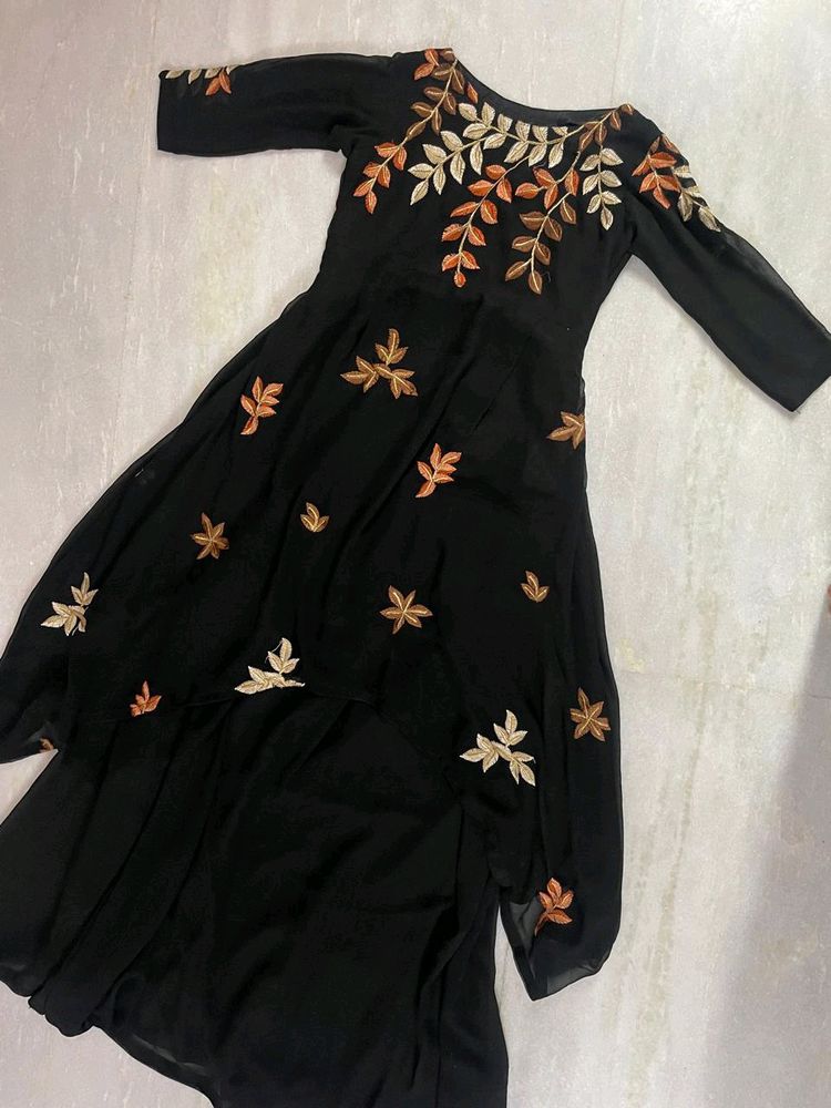 Black Embroided Kurti Lehnga Set