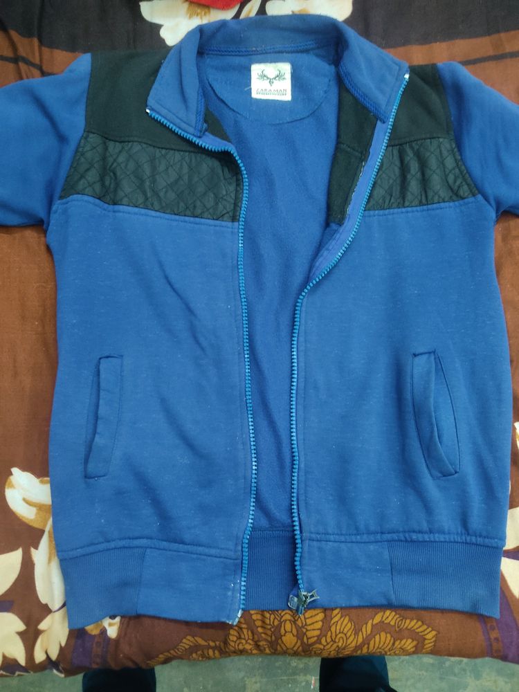 Good Condition Jaicket Navey Blue 💙💙