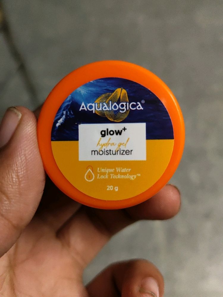 Aqualogica Glow+ Hydragel Moisturizer