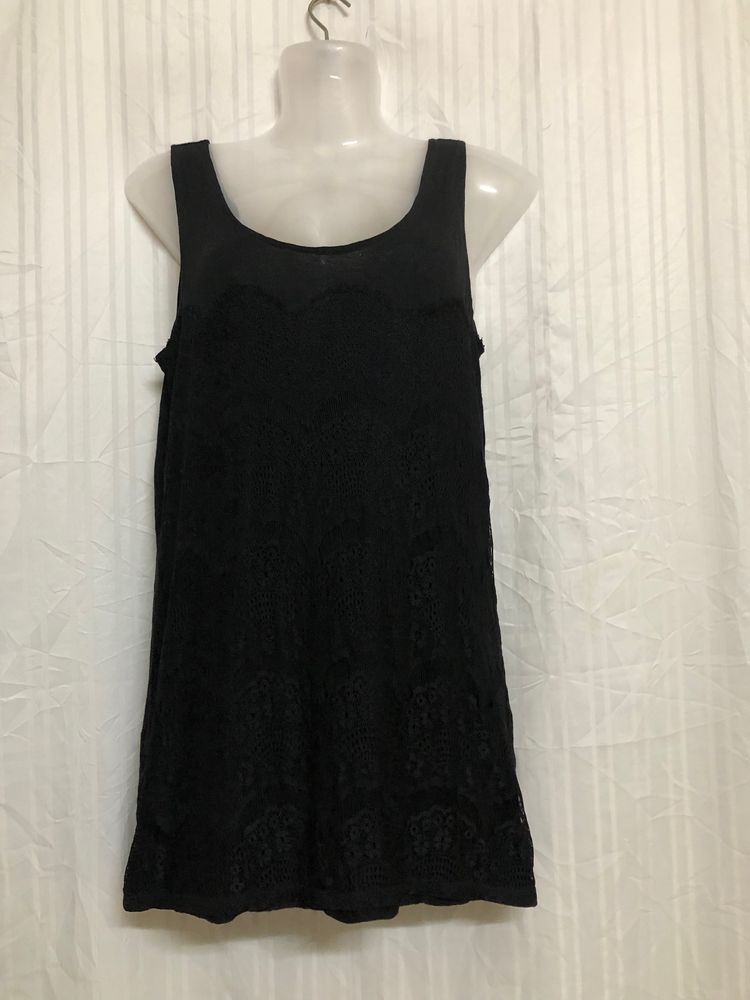 Wonders Black Sleeveless Top