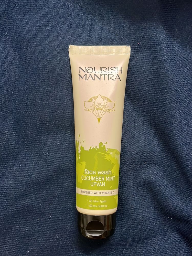 Nourish Mantra Face Wash