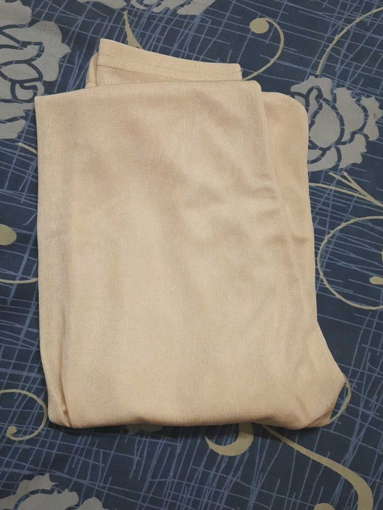 Light Cream Shimmer Type Leggings