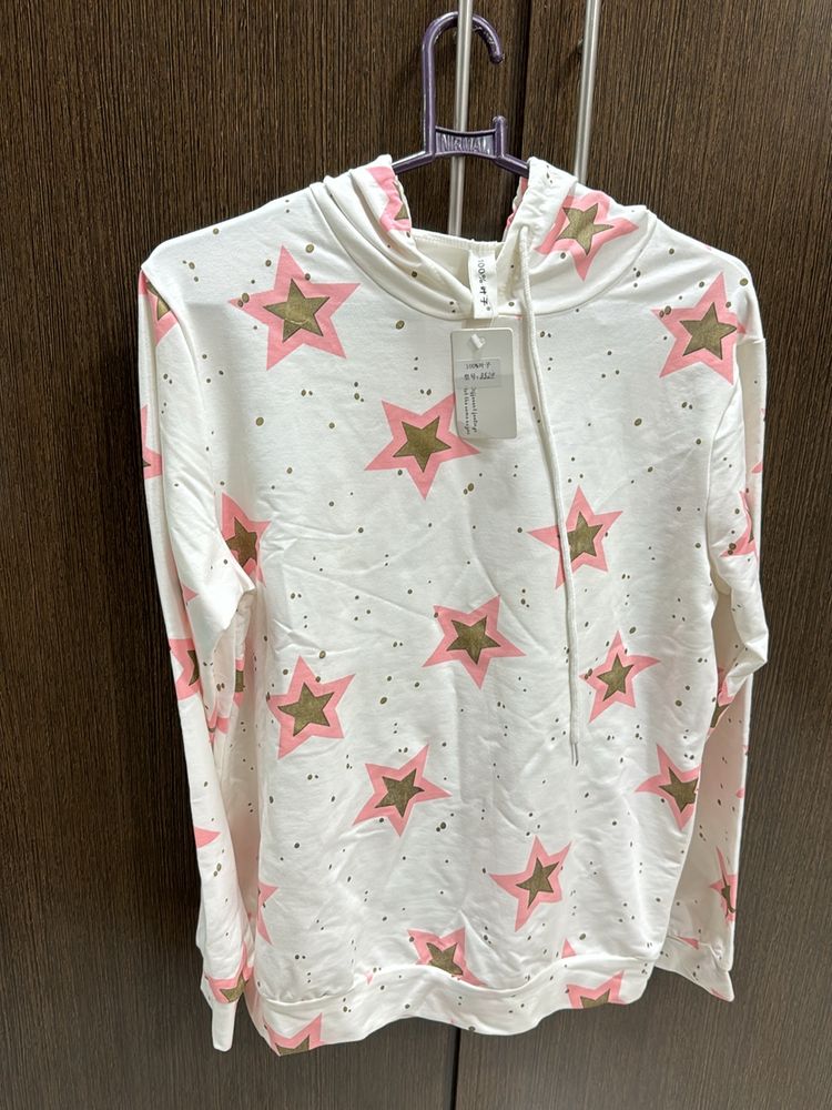 Hoodie Like T-shirt With Stars