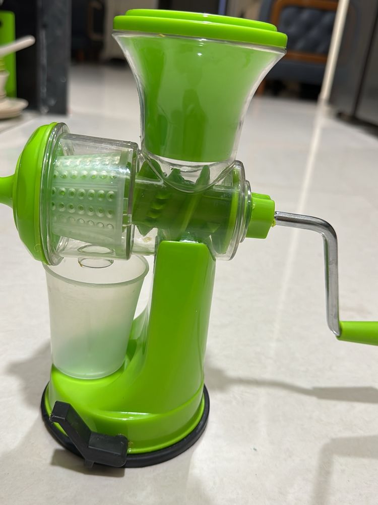 Manual Fruit Juicer