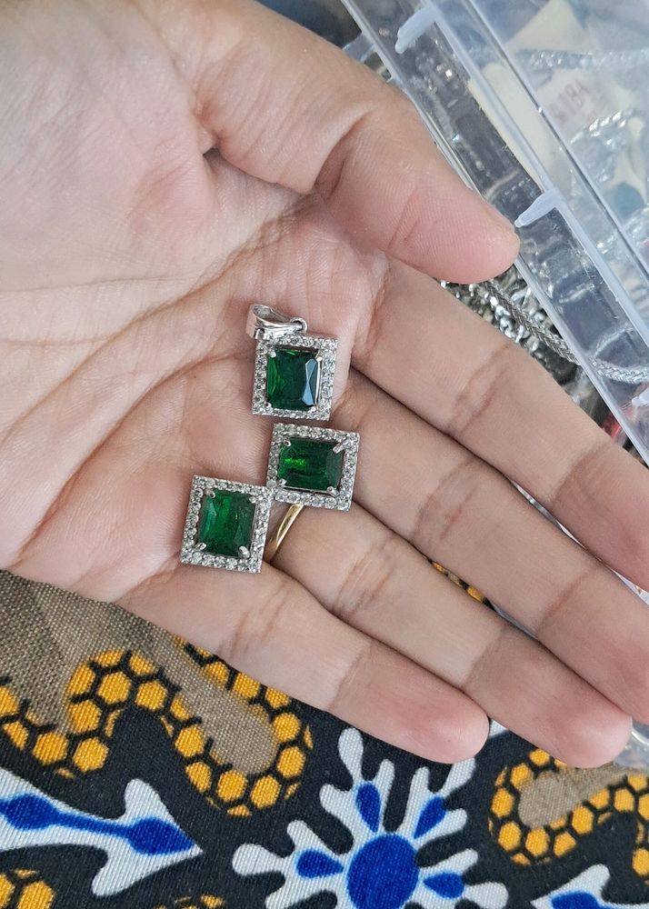 Emerald Green Jewellary Set