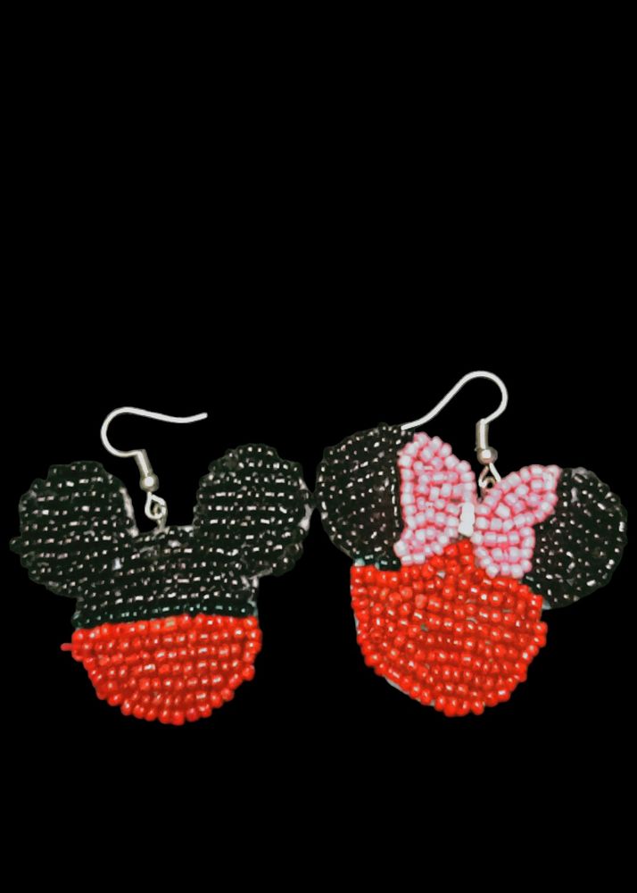 The Mickey N Minnie Mouse Earrings 😍