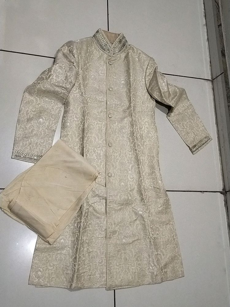 Sherwani N Churidar Payjama