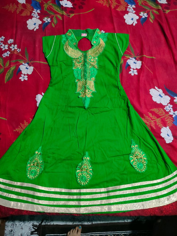 Green Colour Anarkali Kurti And Dupatta Set