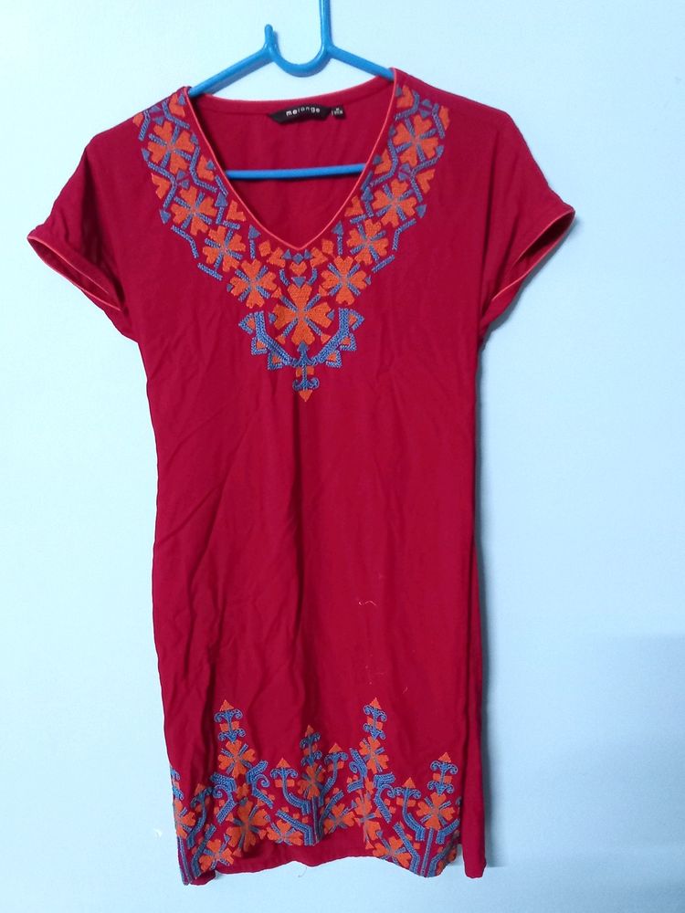 Women Red Kurti