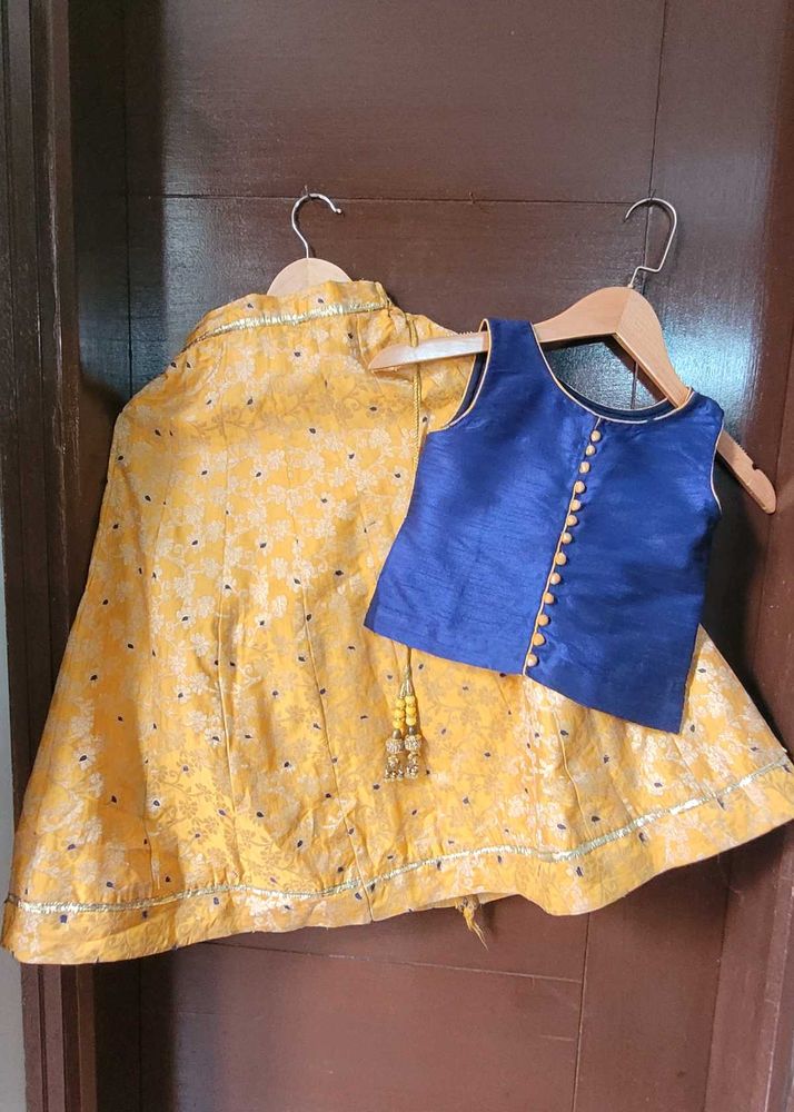 7-8 Year Old Girl Clothes In Very Good Condition