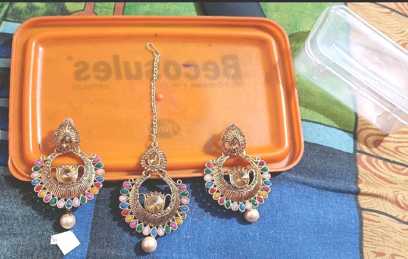 Earrings With Mangtika