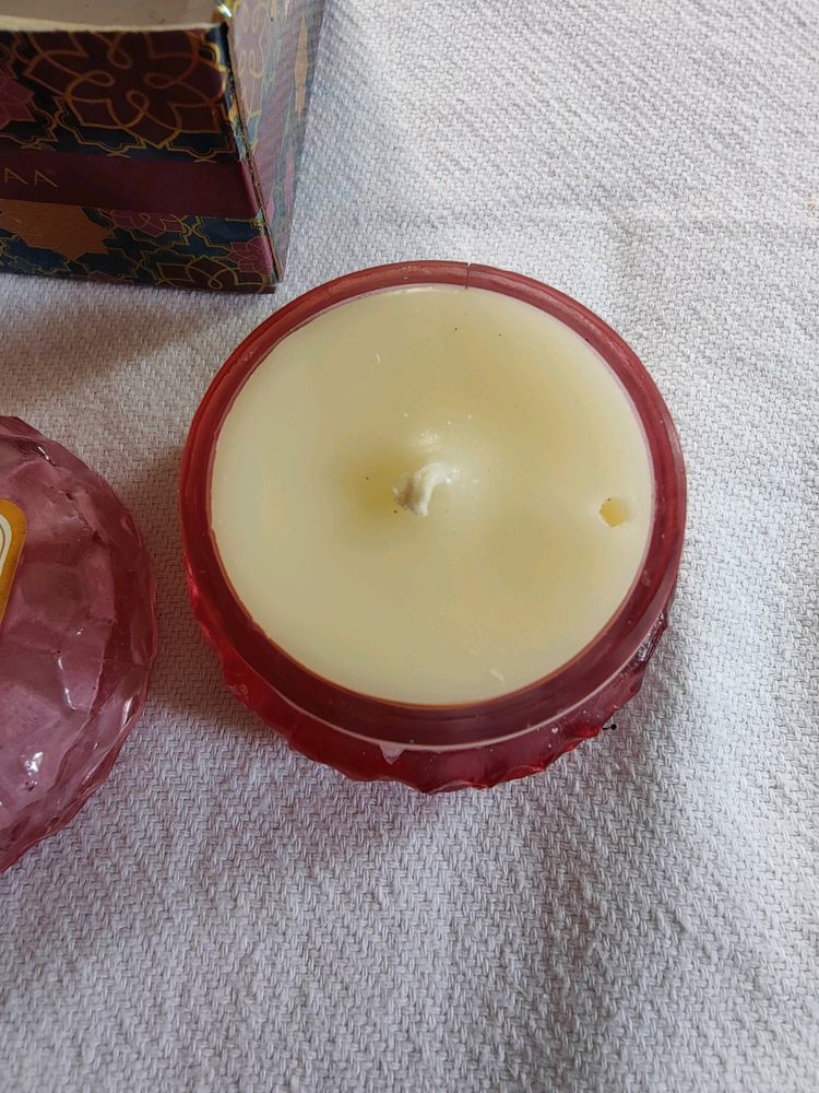 Veedaa Scented Candle