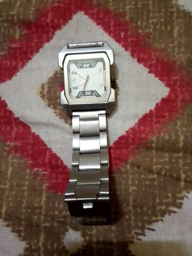 Gents Wrist Watch