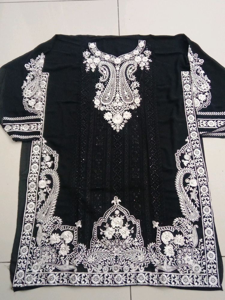 Pakistani Dress Material