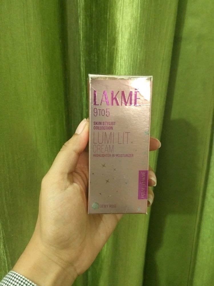 Lakme Lumi Lit Cream