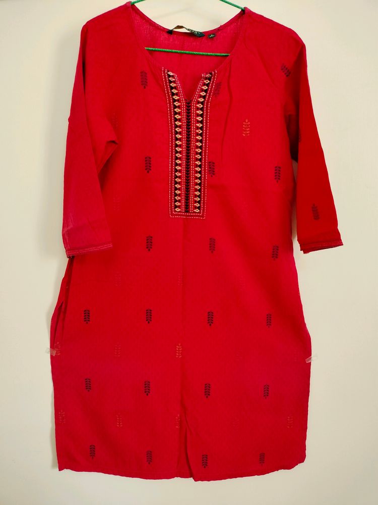 Red Kurta