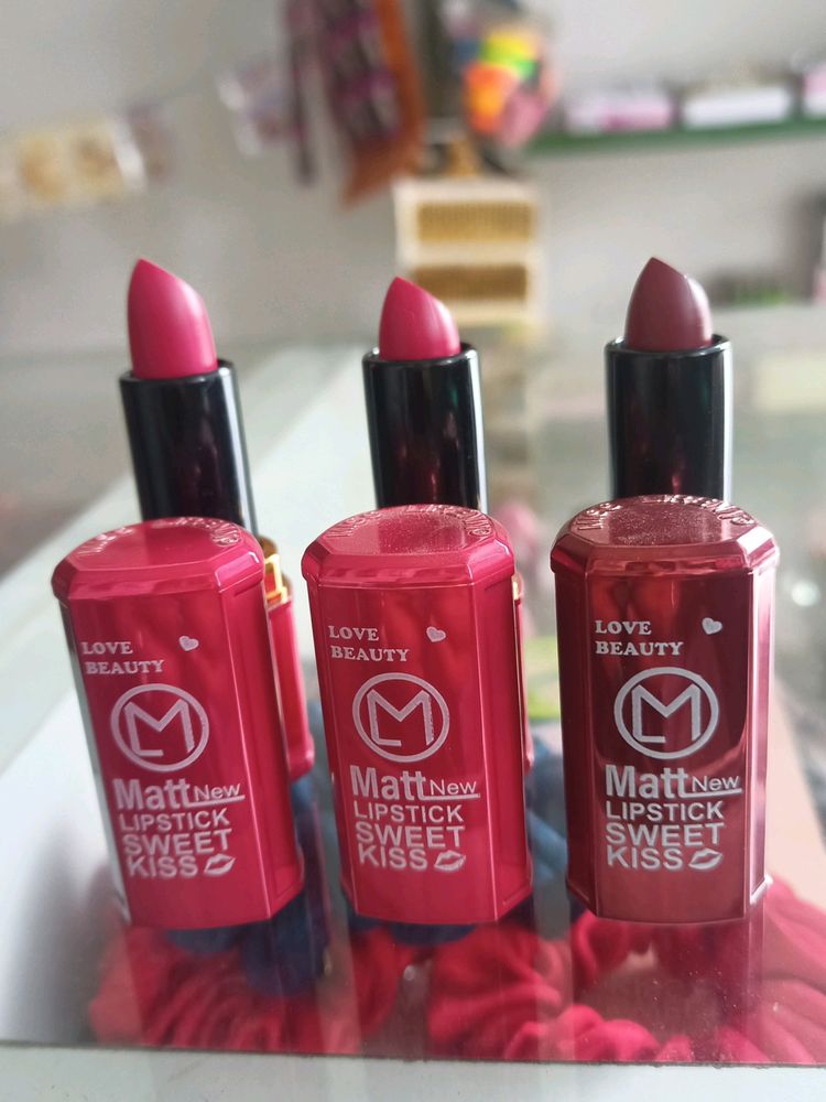 Matt 3 Diffrent Shaid 👄 Lipstick