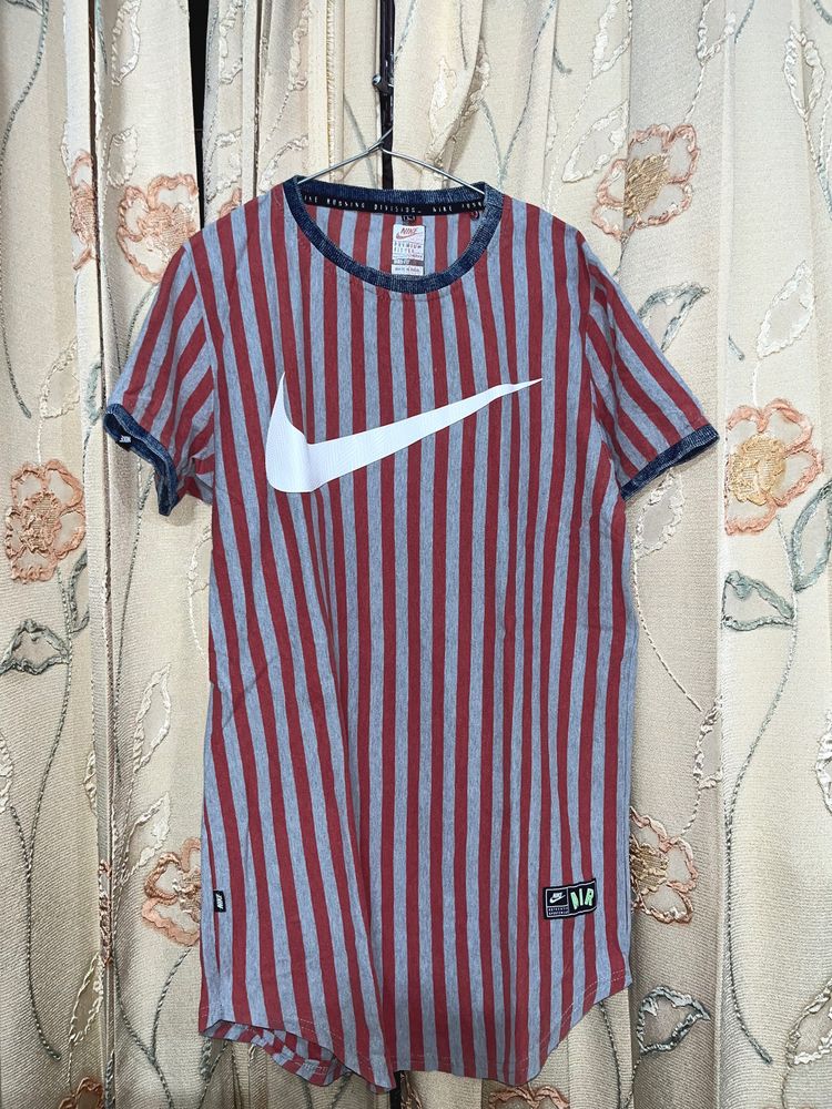 Nike Strips T-shirt