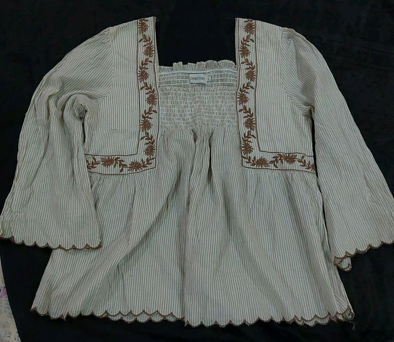 STRIPPED EMBROIDERED TOP WITH BELL SLEEVES