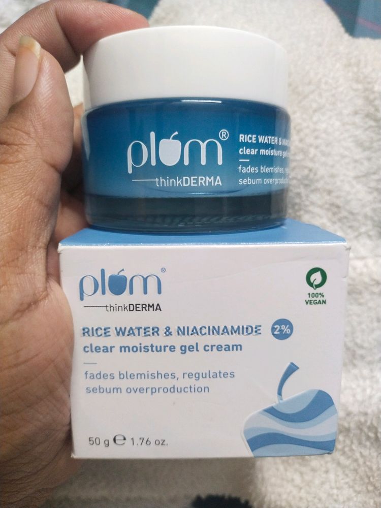 Plum Niacinamide Face Moisturizer