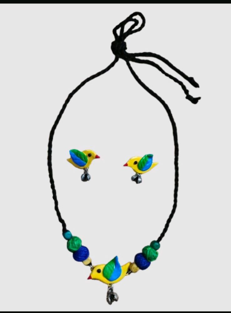 Brand New Clay Bird Necklace With Earring