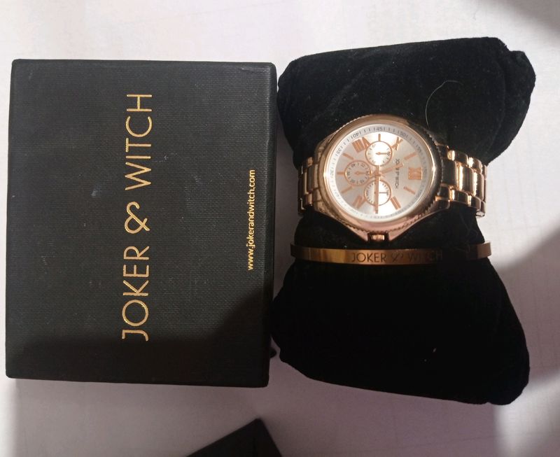 Joker &witch Golden  Watch With Bracelet