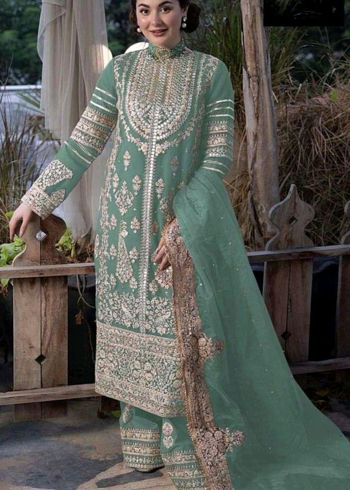 New Standard Pakistani Poshaq Dresses Beautiful Dr