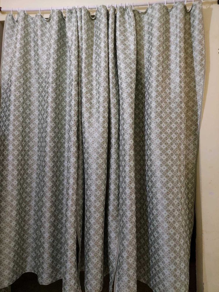 3 Curtains 8 Feet