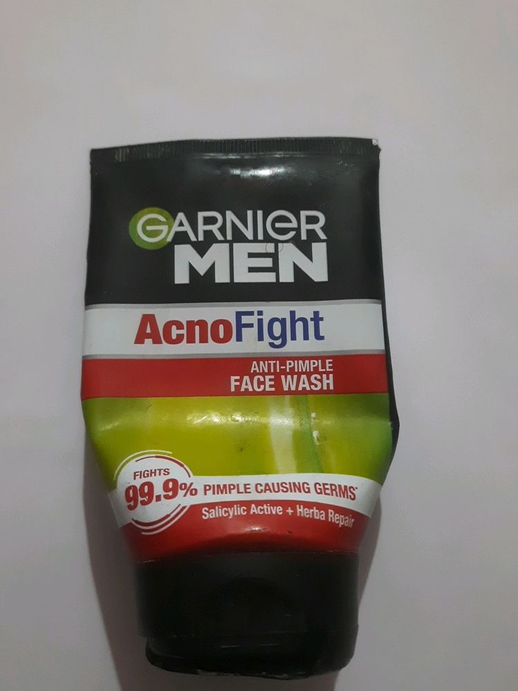 Garnier Men Acno Fight Anti Pimple Face Wash