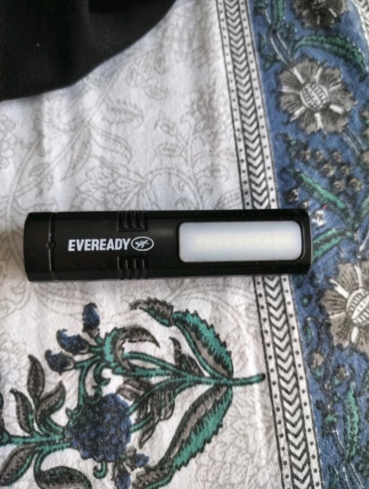 Everady Hero 1w Rechargeble Torch With Side Light