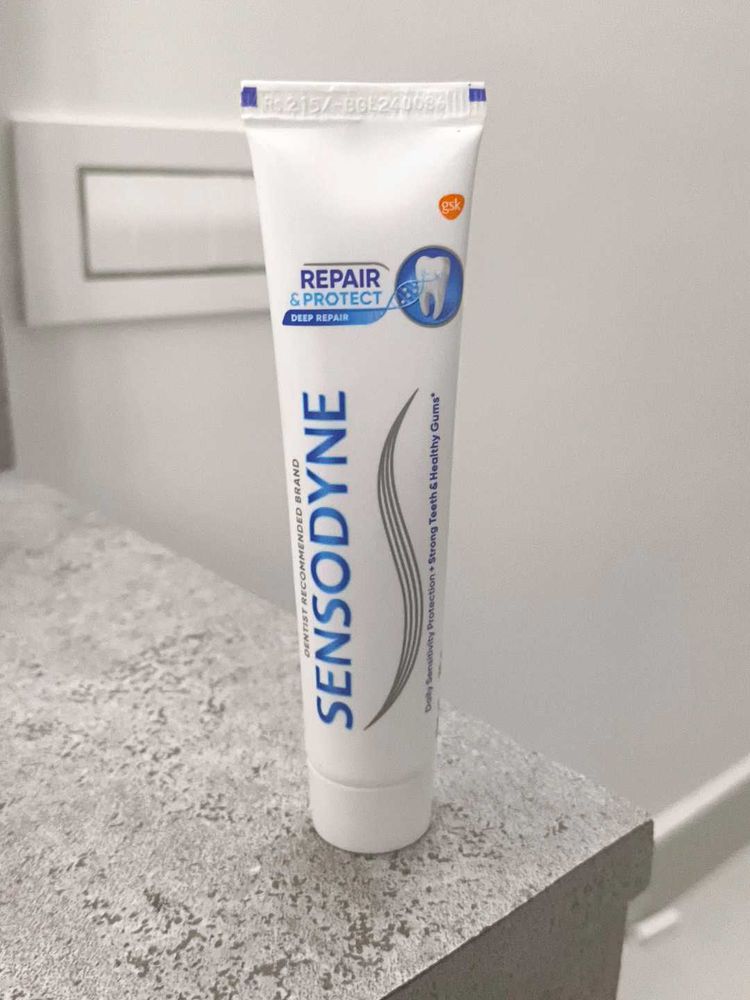 Sensodyne Repair & Protect