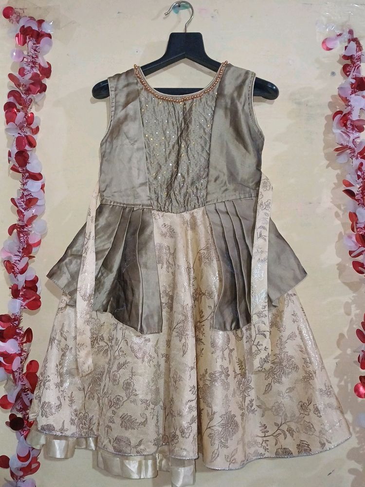 Beautiful Frock For 4 To 6 Year Girls
