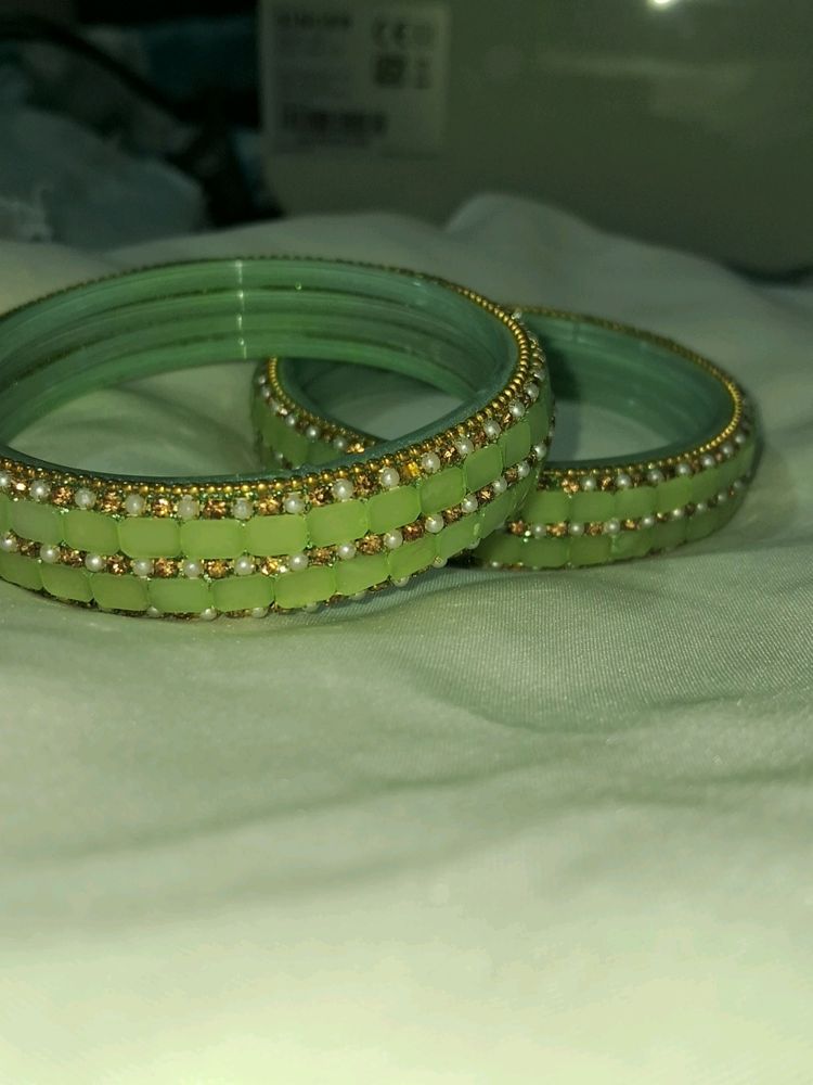 Peach green glass bangles