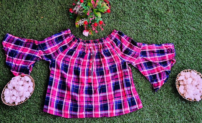 DNMX: Multicolour(pink) Checkered Off-shoulder Top