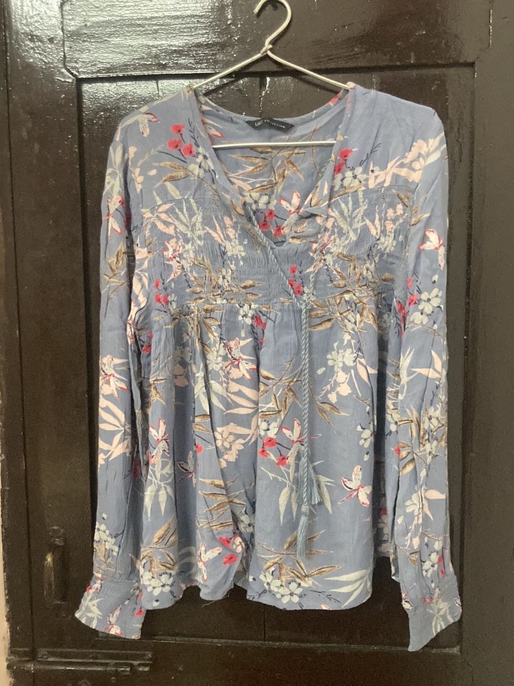 Marks & Spencers Floral Blouse (Blue M-L)