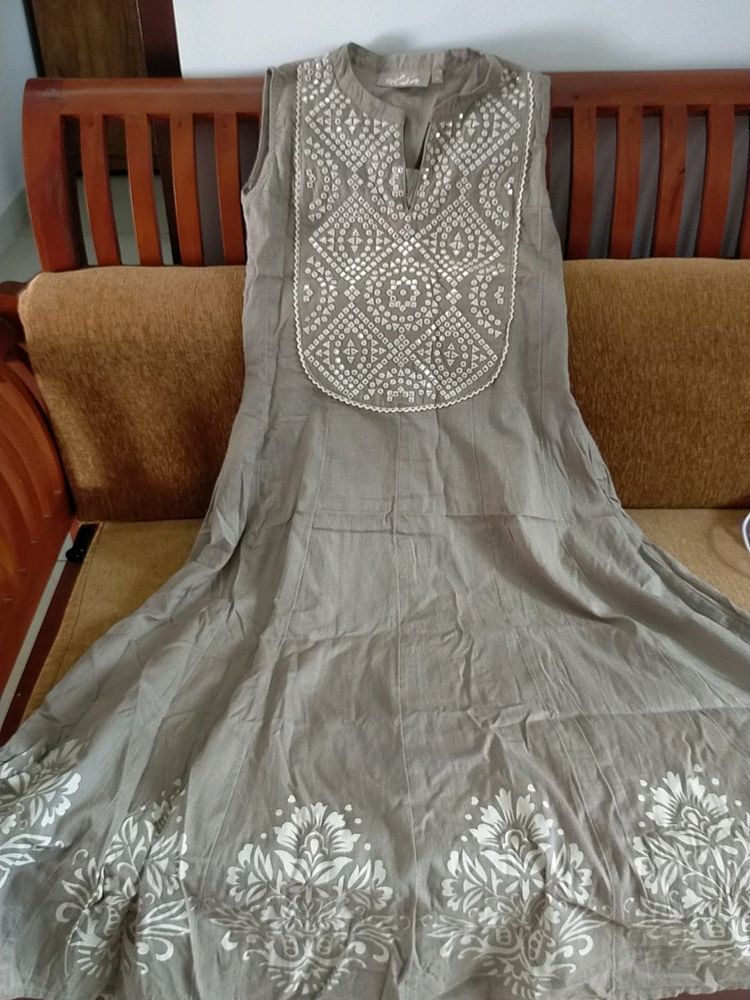 UTSA Brand Kurti