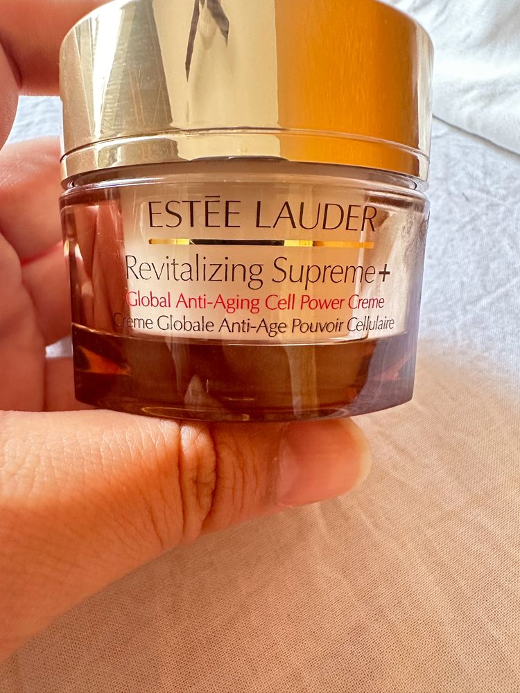 Estee Lauder Revitalizing Supreme