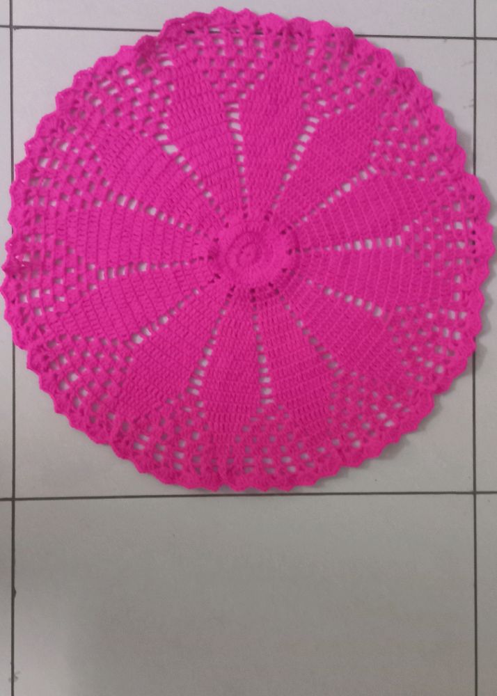 Beautiful Pink Round Shape Thalposh