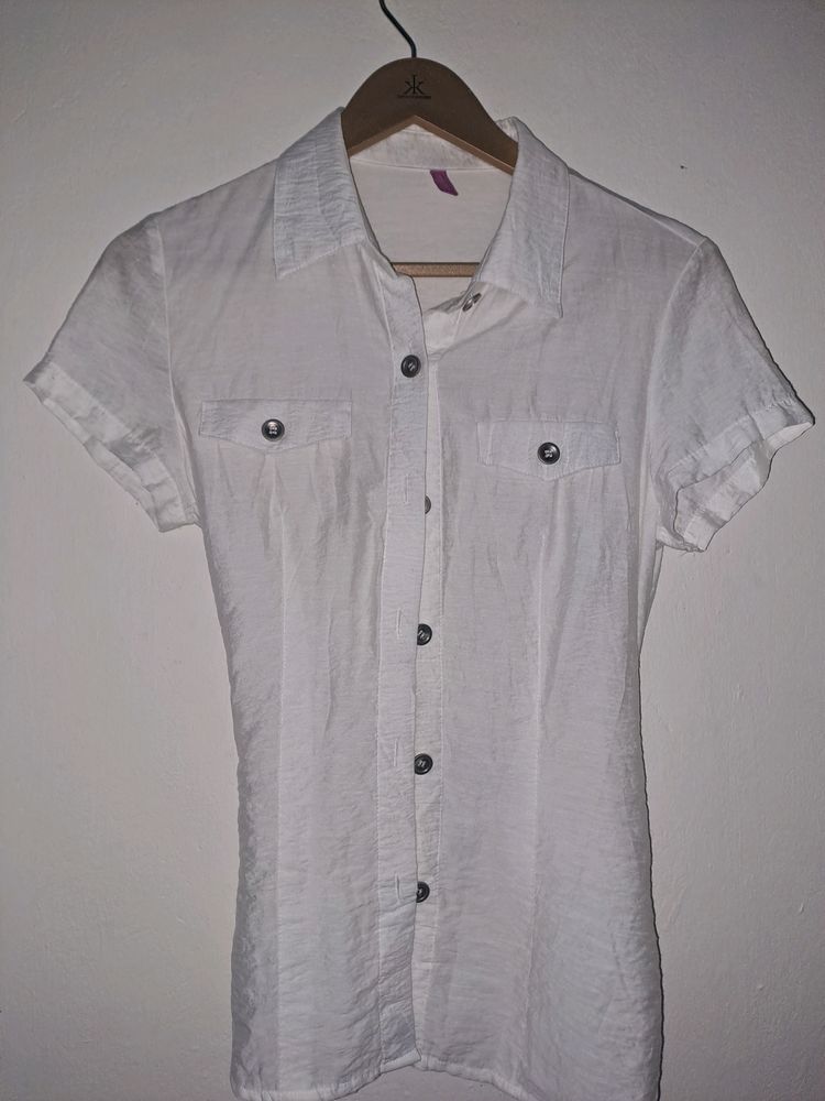 Fitted White Collared Shirt