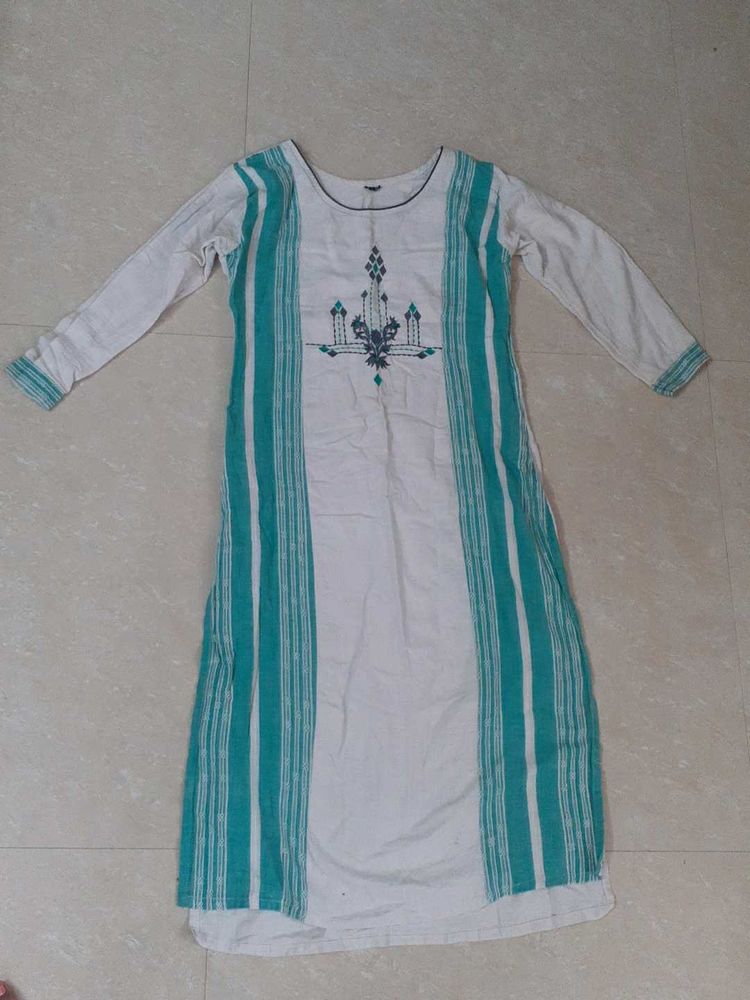 A Cotton Textured Office Wear Kurta