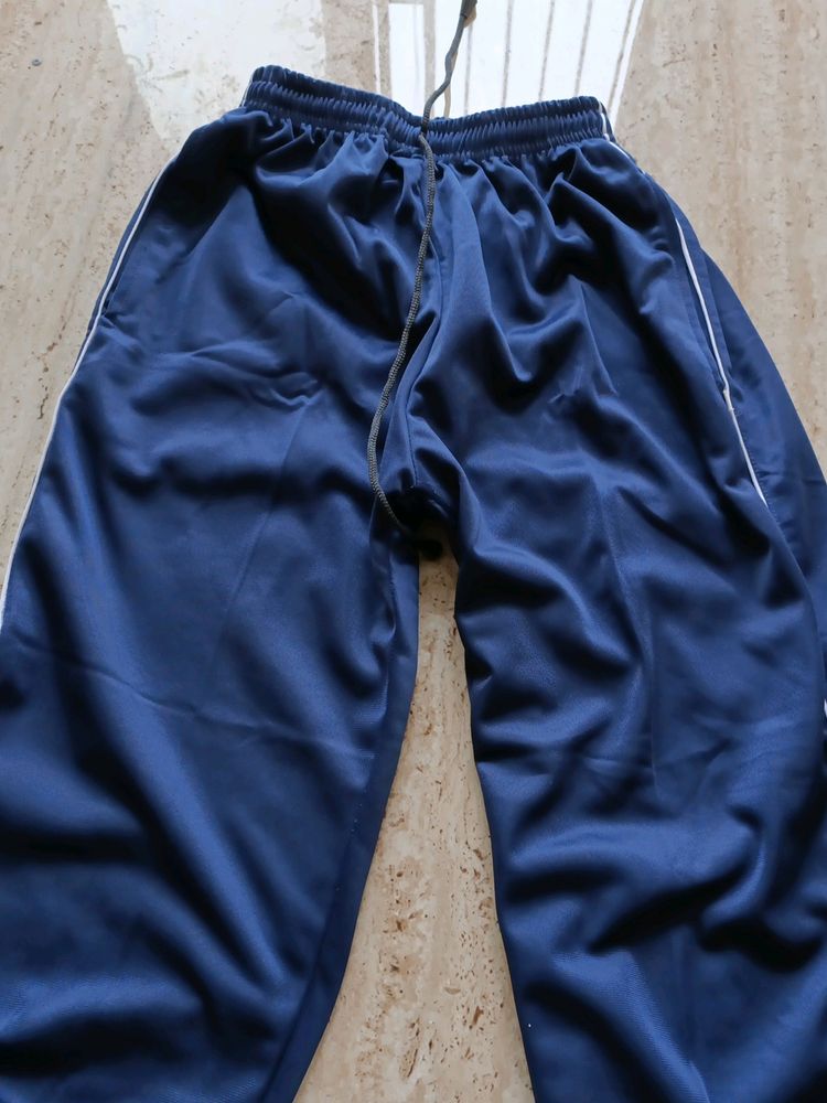 Games Pant For Boys Size-28 And It Is Adjustable