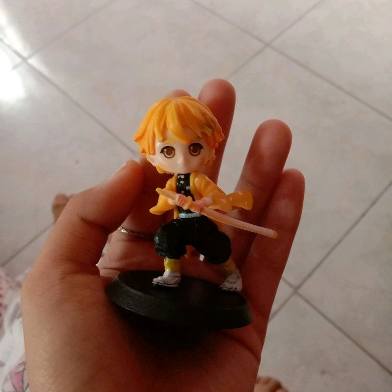 Demon Slayer Zenitsu Mini Figurine