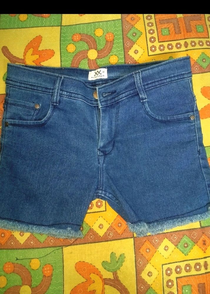 Short Jeans