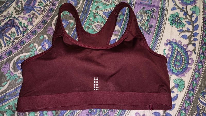 Negotiable. Sports Bra In Stylish Maroon Colour