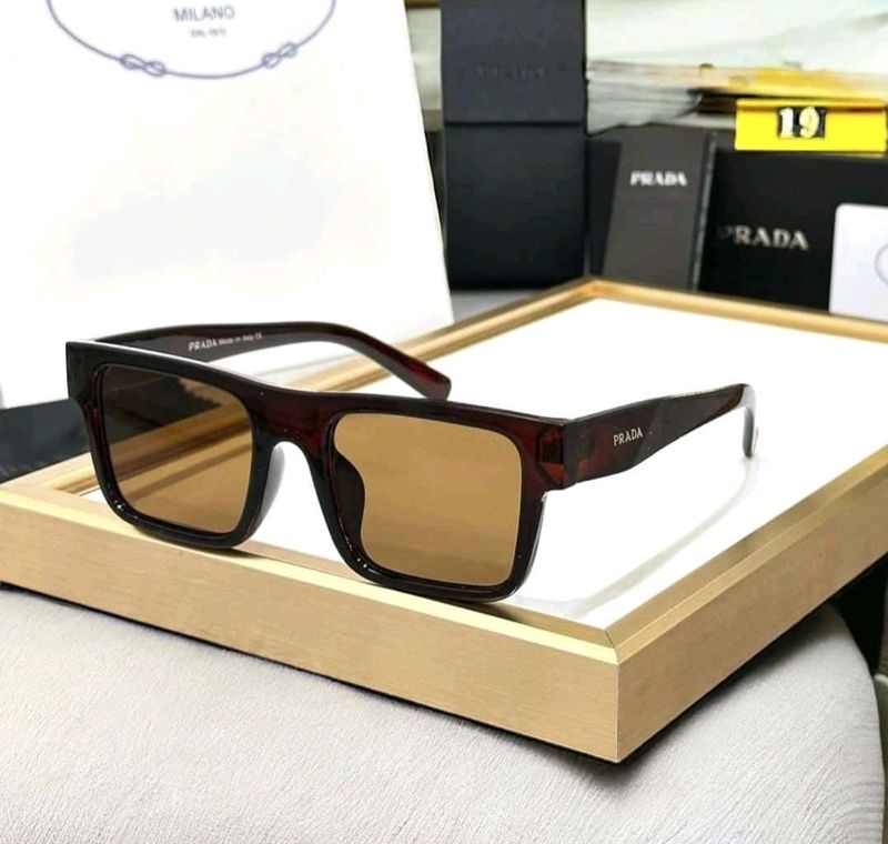 PRADA SUNGLASS